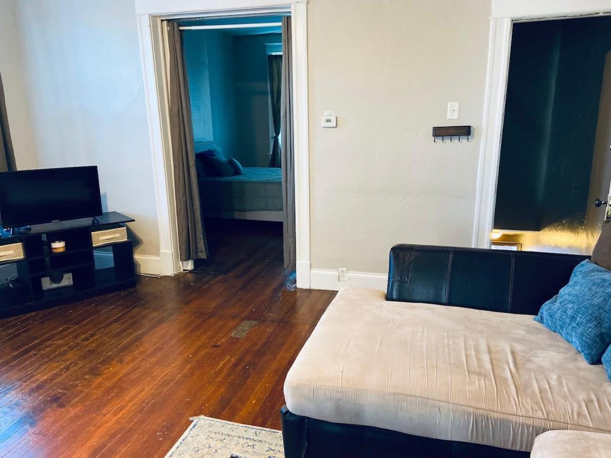 Entire Private Stl Apartment - 51A Carondelet 외부 사진